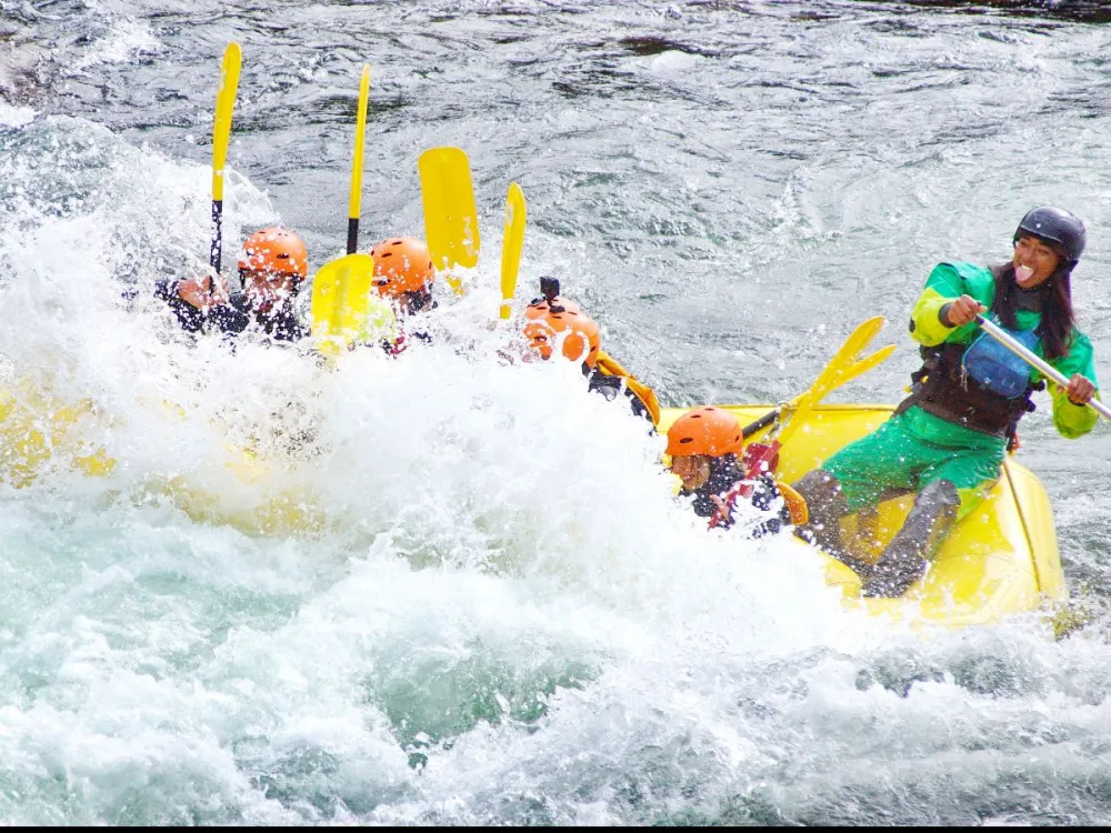 Dagali Fjellpark - Extreme Full On Rafting with a snack 