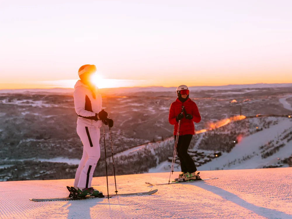 Morning Skiing in Halstensgård