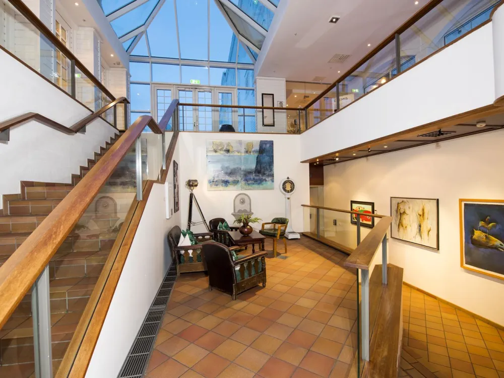 Dr. Holms Hotel