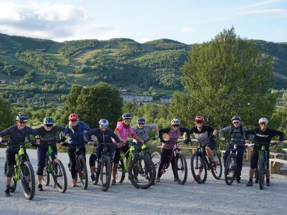 GIRL RIDES -  Whole day intermediate level. 
