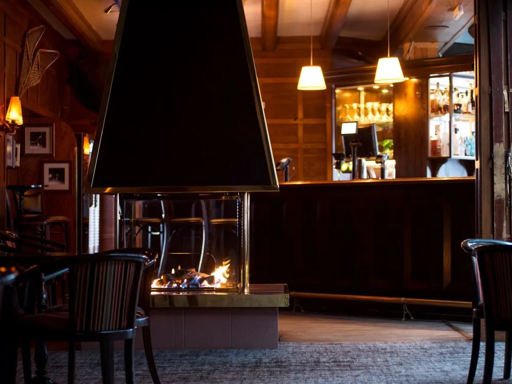 Dr. Holms Hotel