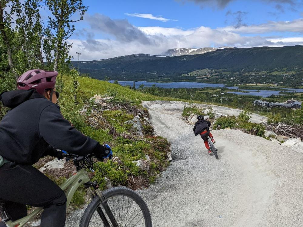 Introduction course to lift accessed biking