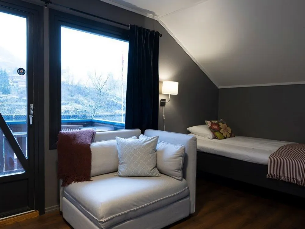 Single room with balcony
